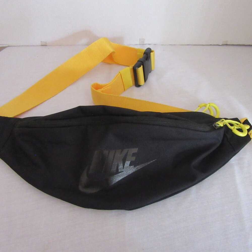 Black Nike Fanny Pack‎ with Yellow Strap